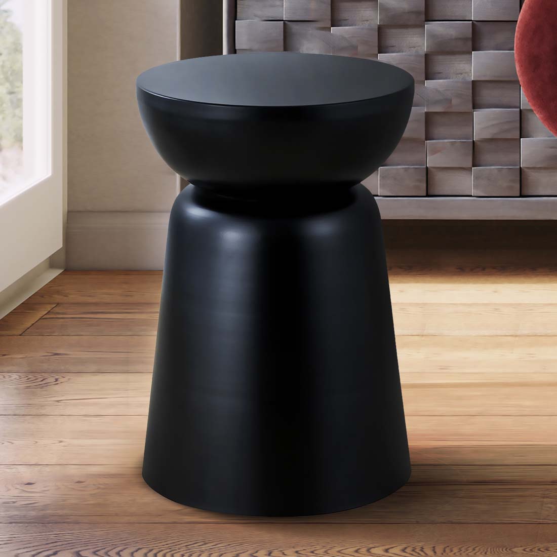 DRAM Stool