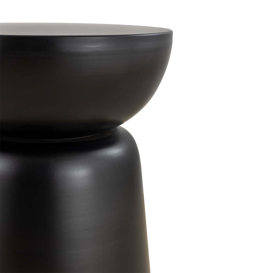 DRAM Stool